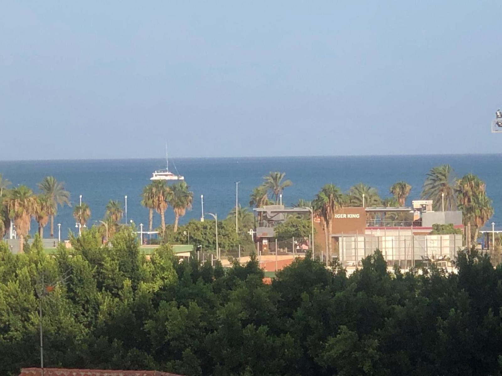 Apartamento Amanecer Malaga Bagian luar foto